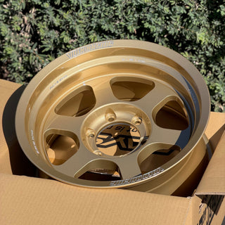 Volk Racing TE37XT / Gold | 17x9 | 6x139.7 | -20mm Offset (Set of 4)