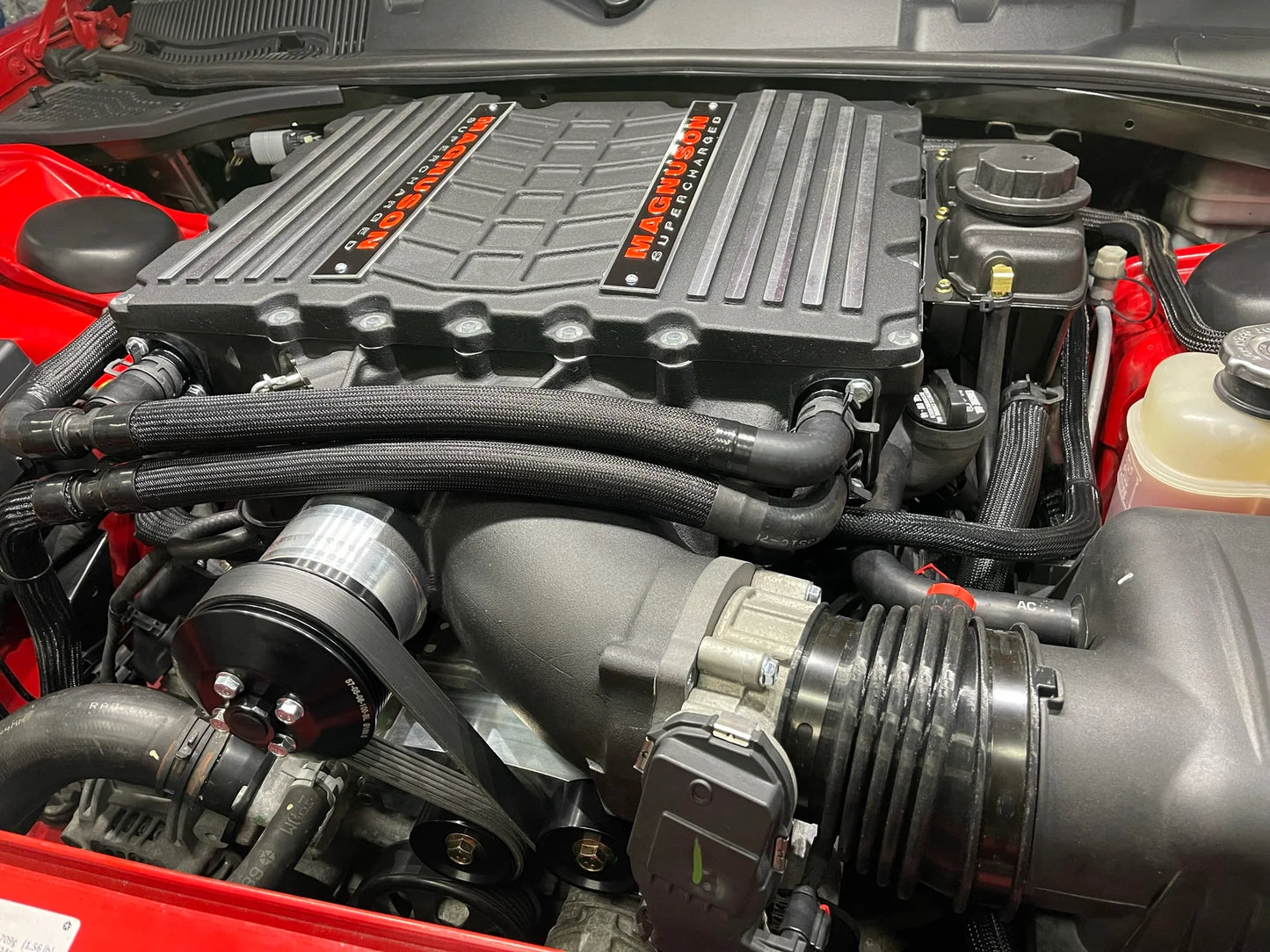 Magnuson Supercharger Kit (TVS2650): 300 / Challenger / Charger 5.7L Hemi & 6.1L SRT8 2006 - 2010