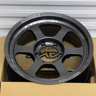 Volk Racing TE37XT / Dark Gunmetal | 18x8 | 6x139.7 | +0mm Offset (Set of 4)