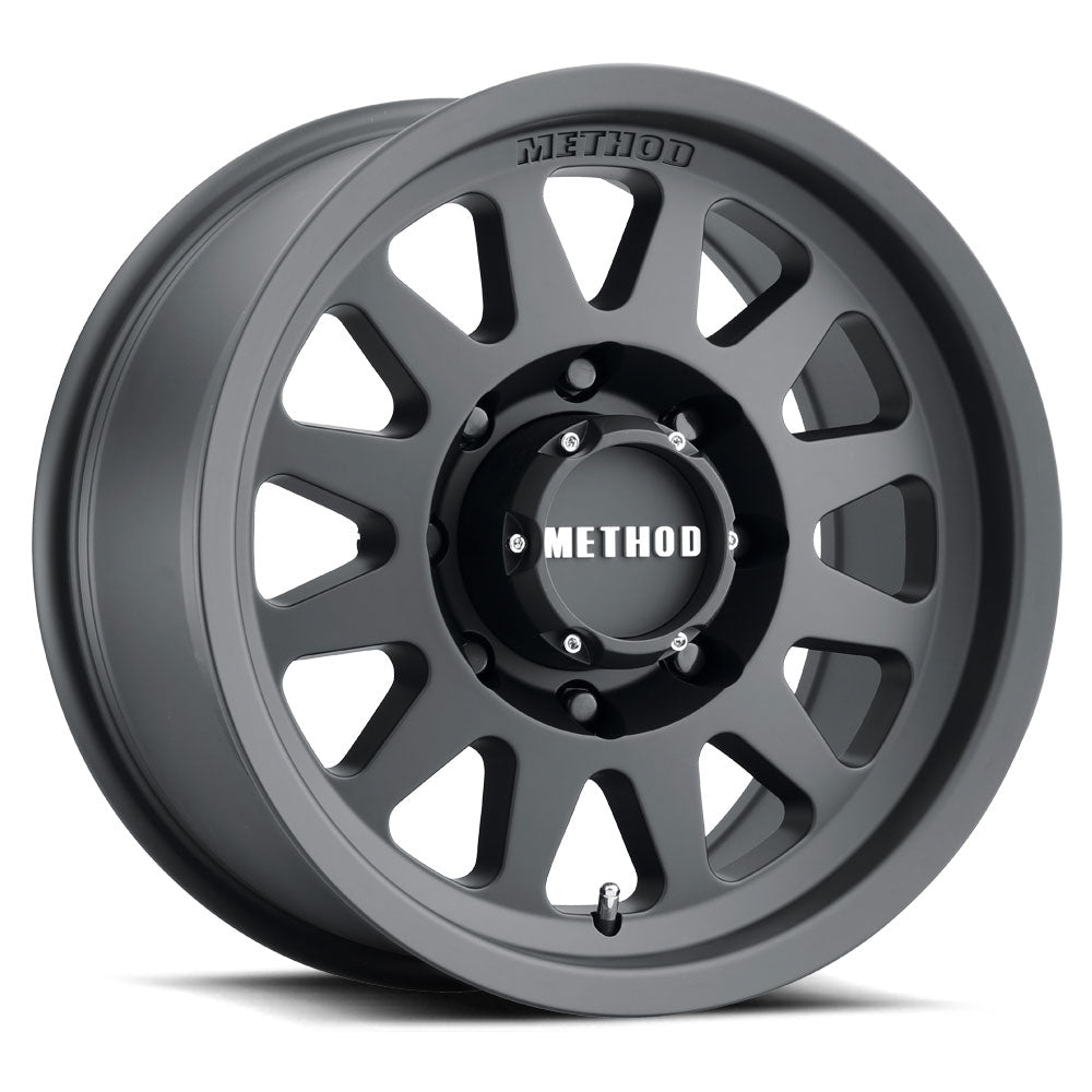 Method Wheels 704 / Matte Black - Multiple Fitments
