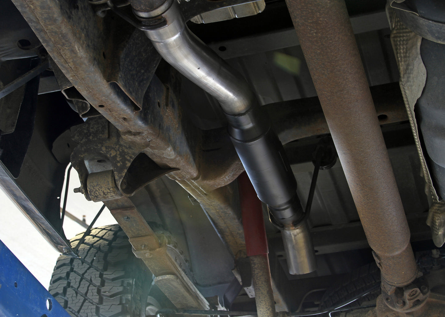 Flowmaster Outlaw Extreme Cat-Back Exhaust System: Ram 1500 (06-08)