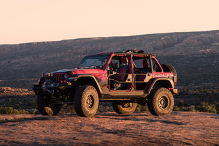 Bestop Element Doors Matte Black (FRONT): Jeep Gladiator 2021-23 / Wrangler JL 2018-25 2.0L/3.6L
