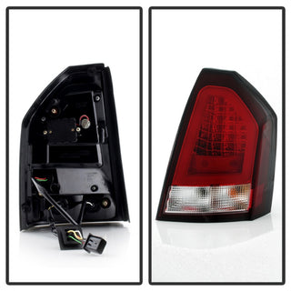 Spyder 05-07 Chrysler 3000C Version 2 Light Bar LED Tail Lights - Red Clear (ALT-YD-C305V2-LED-RC)