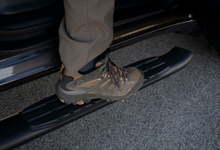 Fishbone Offroad 5-Inch Oval Side Steps (CREW CAB): Dodge Ram 1500 (2019-2024) - Black Textured