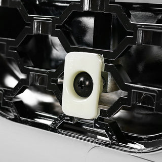 Spec D Rebel Style Grille (Chrome, Honeycomb): Ram 1500 2013 - 2018