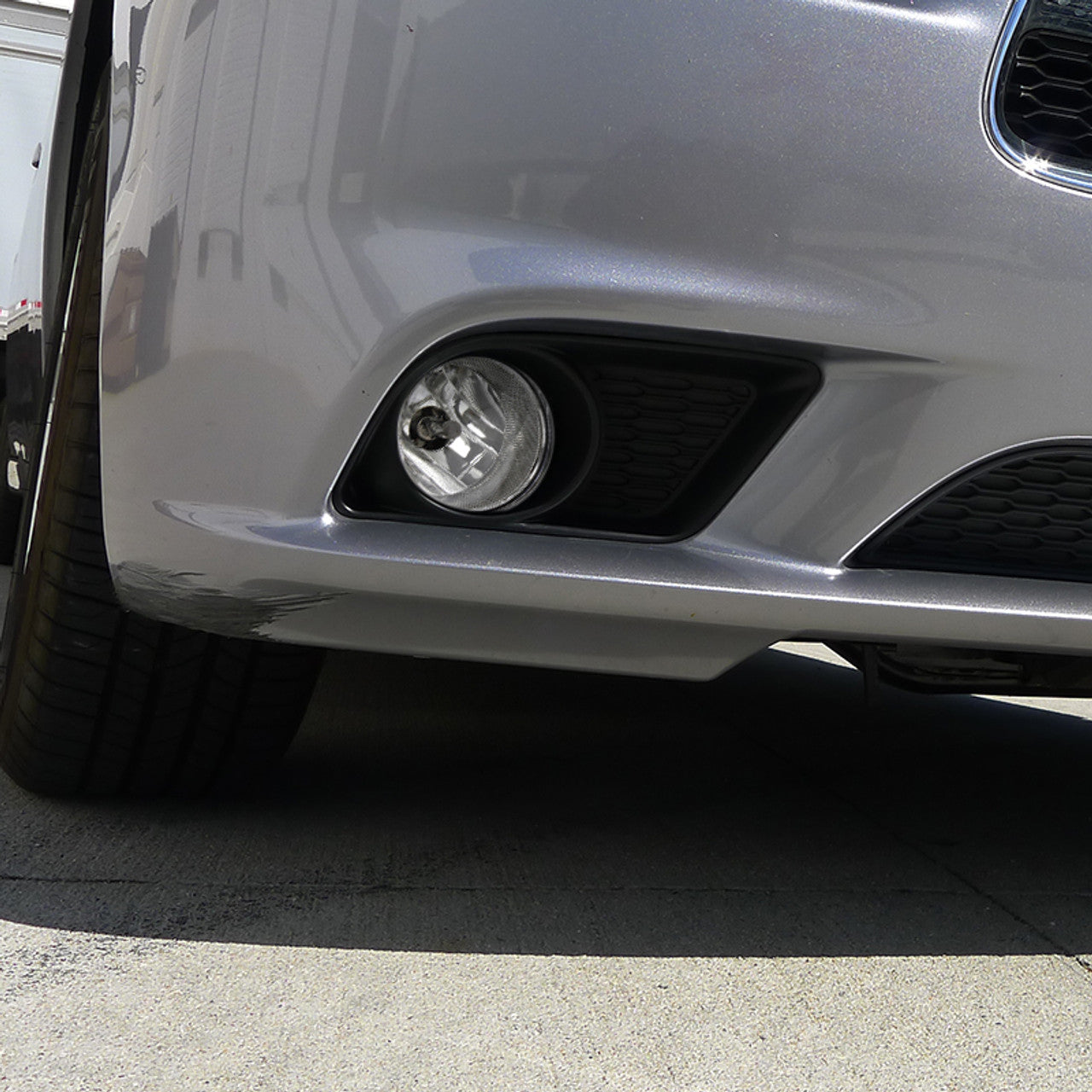 Spec D OEM Fog Lights (Clear): Dodge Charger 2011 - 2014