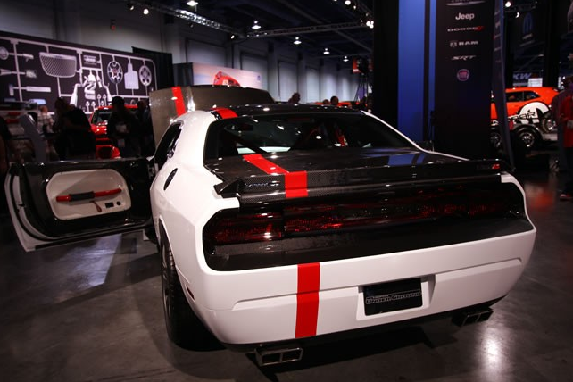 Anderson Composites Carbon Fiber Tail Lights Surround: Dodge Challenger 2008 - 2014